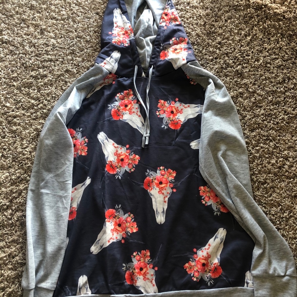 Steer skull hoodie